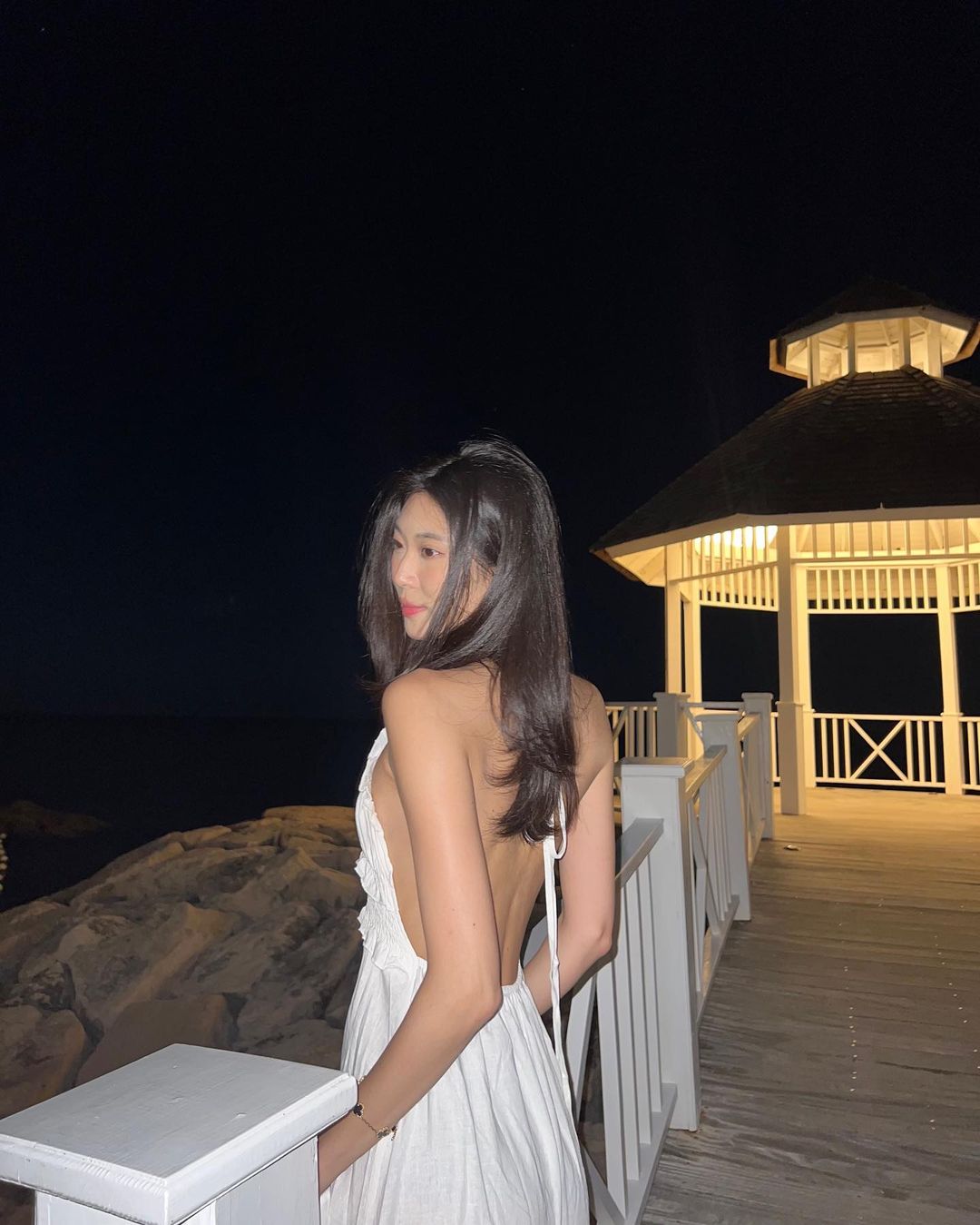 Người đẹp sinh năm 2000 từng đỗ 3 trường đại học top đầu thế giới: Visual + style đỉnh như học vấn- Ảnh 1. Người đẹp sinh năm 2000 từng đỗ 3 trường đại học top đầu thế giới: Visual + style đỉnh như học vấn- Ảnh 1.
